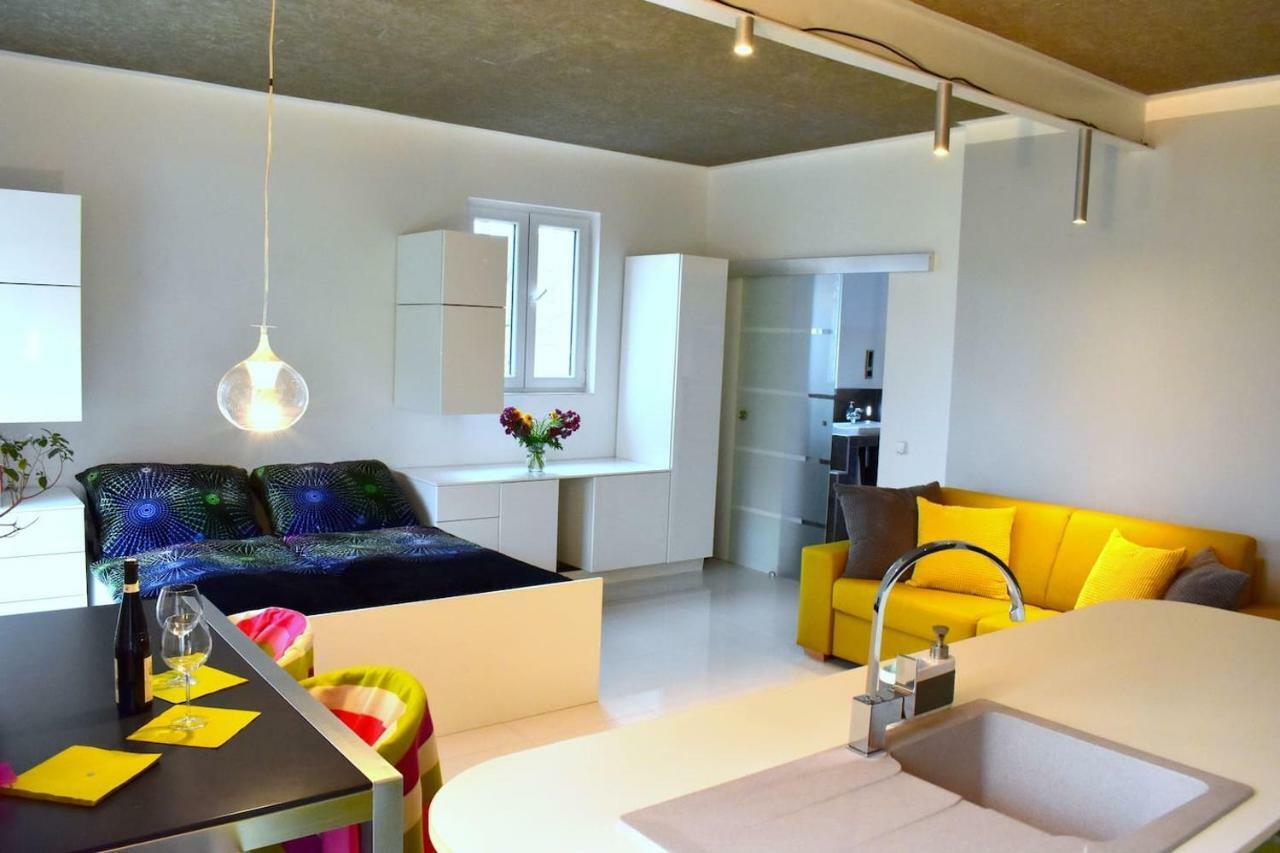 דירות Vojkovice  Aparments Bukol מראה חיצוני תמונה
